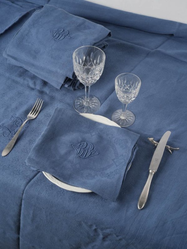 Blue French linen serviettes x11 & tablecloth Sale