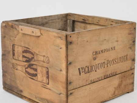 1947 Veuve Clicquot-Ponsardin Champagne wooden crate 15  Online